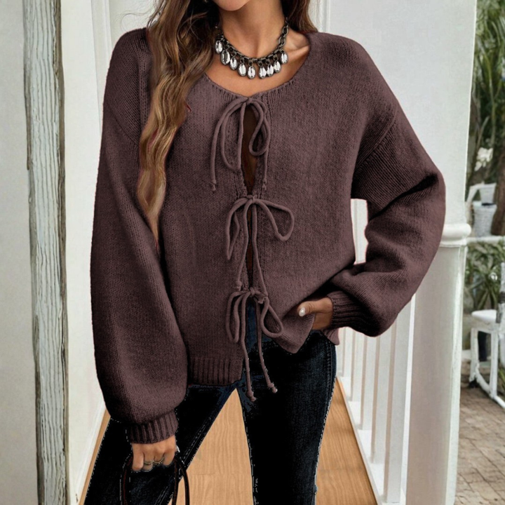 ADRIENNE™ - Gilet chic à manches longues, col rond et nœud sur le devant