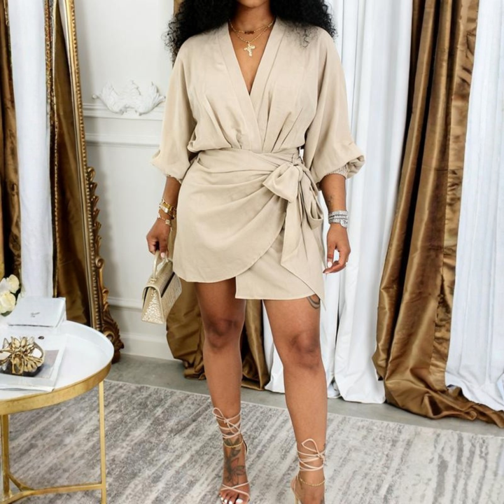 JEIYA™ - Robe mini chic unie à col V et nœud latéral croisé - Robe de soirée gigot