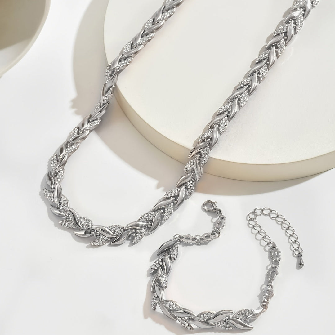 Claire | Elegant Leaf Jewellery Set