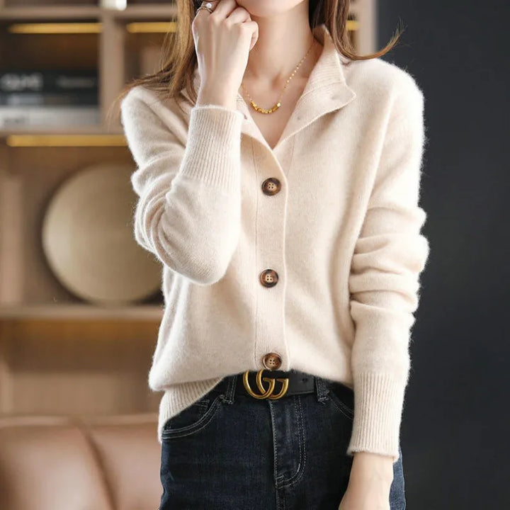 ELARA™ | Pull boutonné de luxe