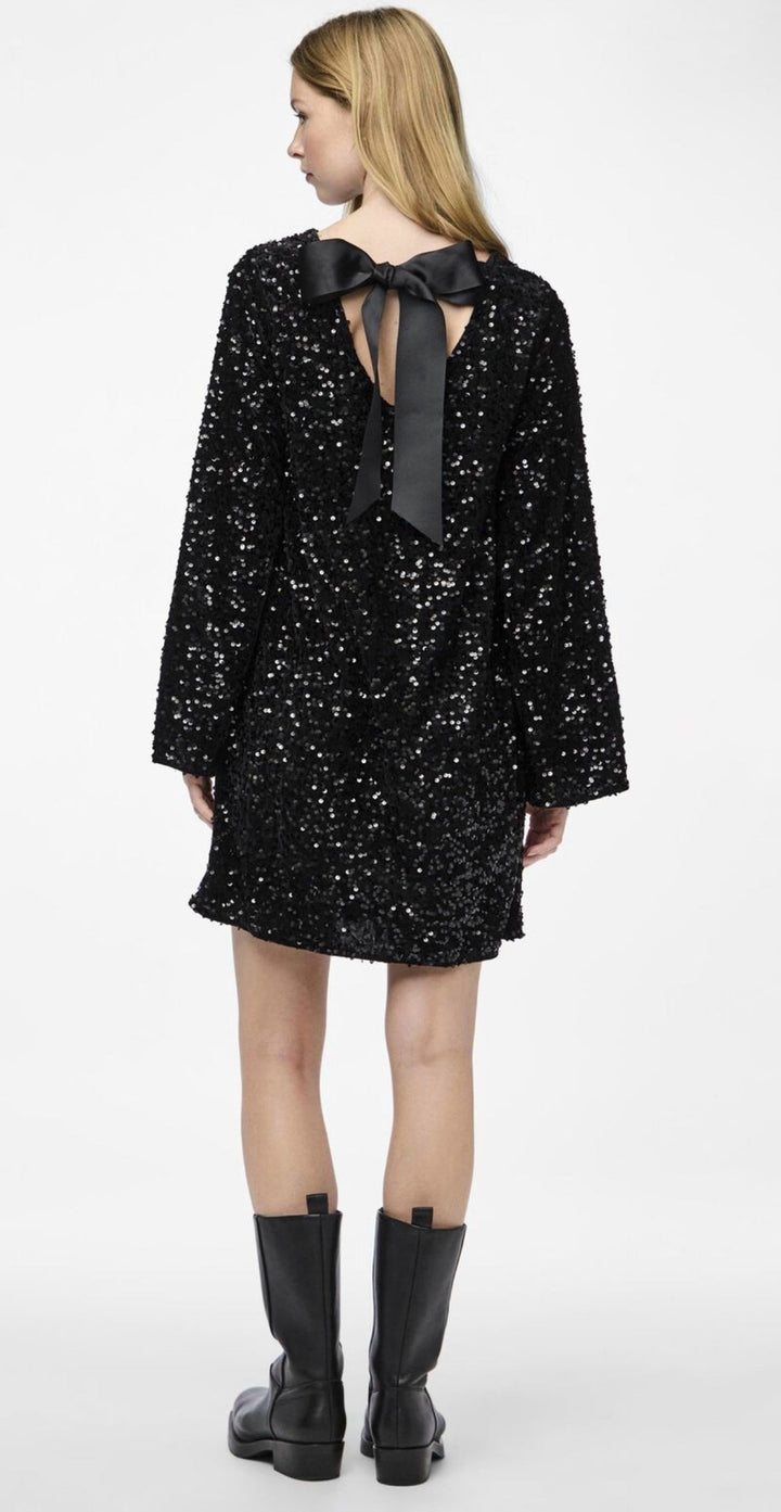 LUMINA™ - Robe Élégance Scintillante