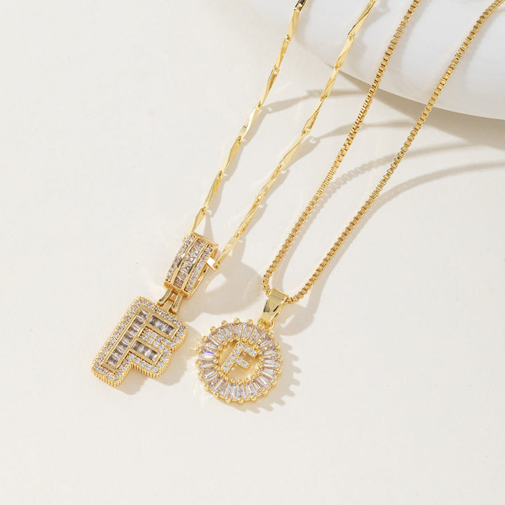 AISHA™ - Colliers pendentifs élégants avec initiale (lot de 2)