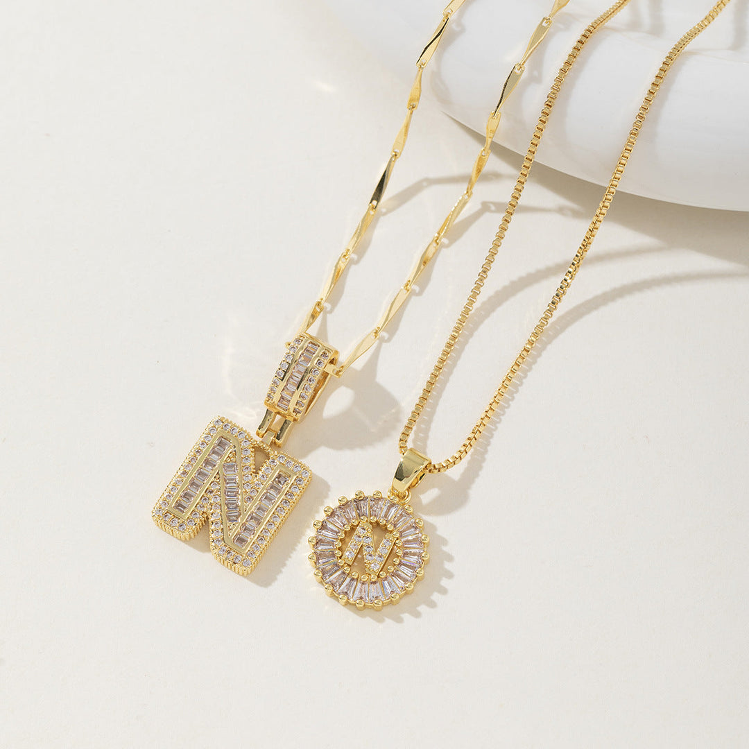 AISHA™ - Colliers pendentifs élégants avec initiale (lot de 2)