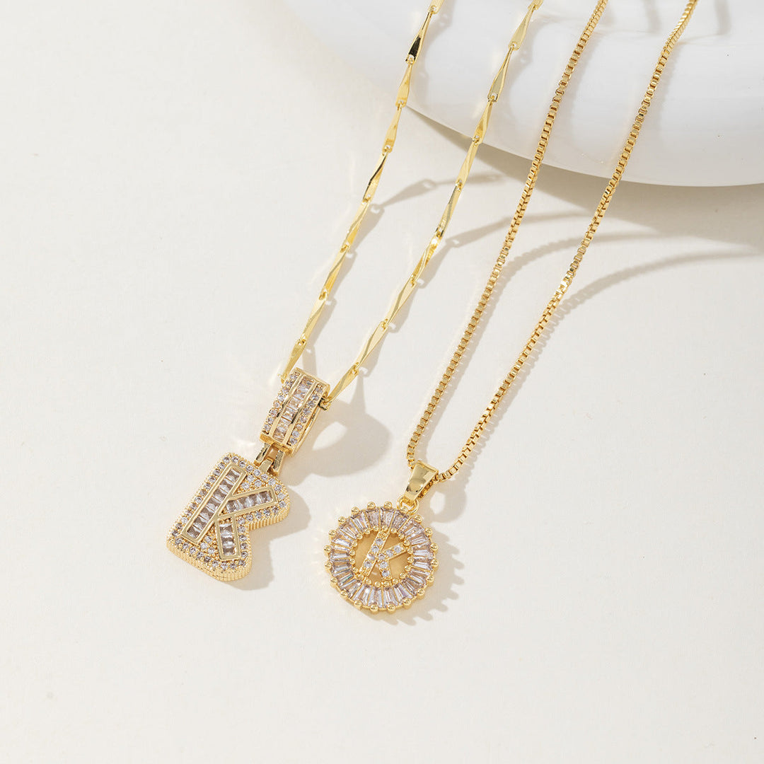 AISHA™ - Colliers pendentifs élégants avec initiale (lot de 2)