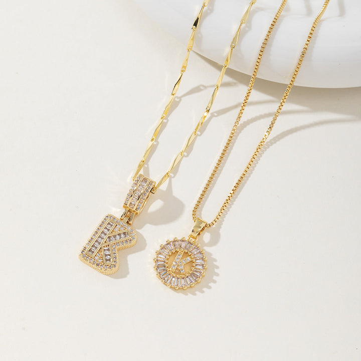 AISHA™ - Colliers pendentifs élégants avec initiale (lot de 2)