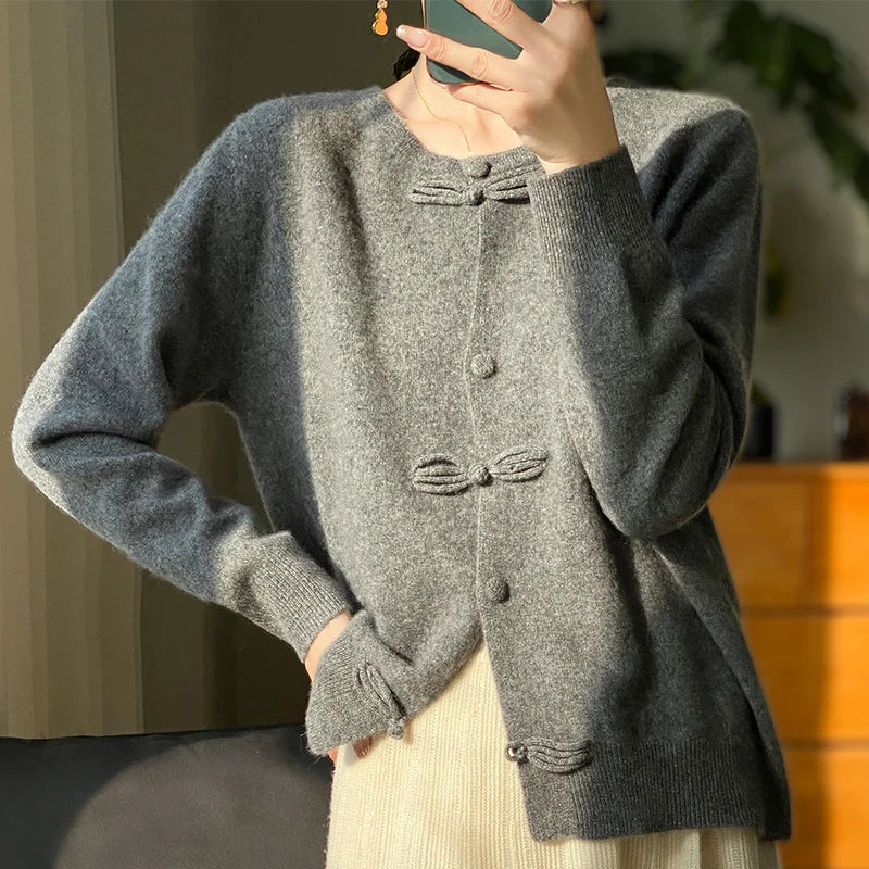 BELLA™ - Gilet chic à nœud