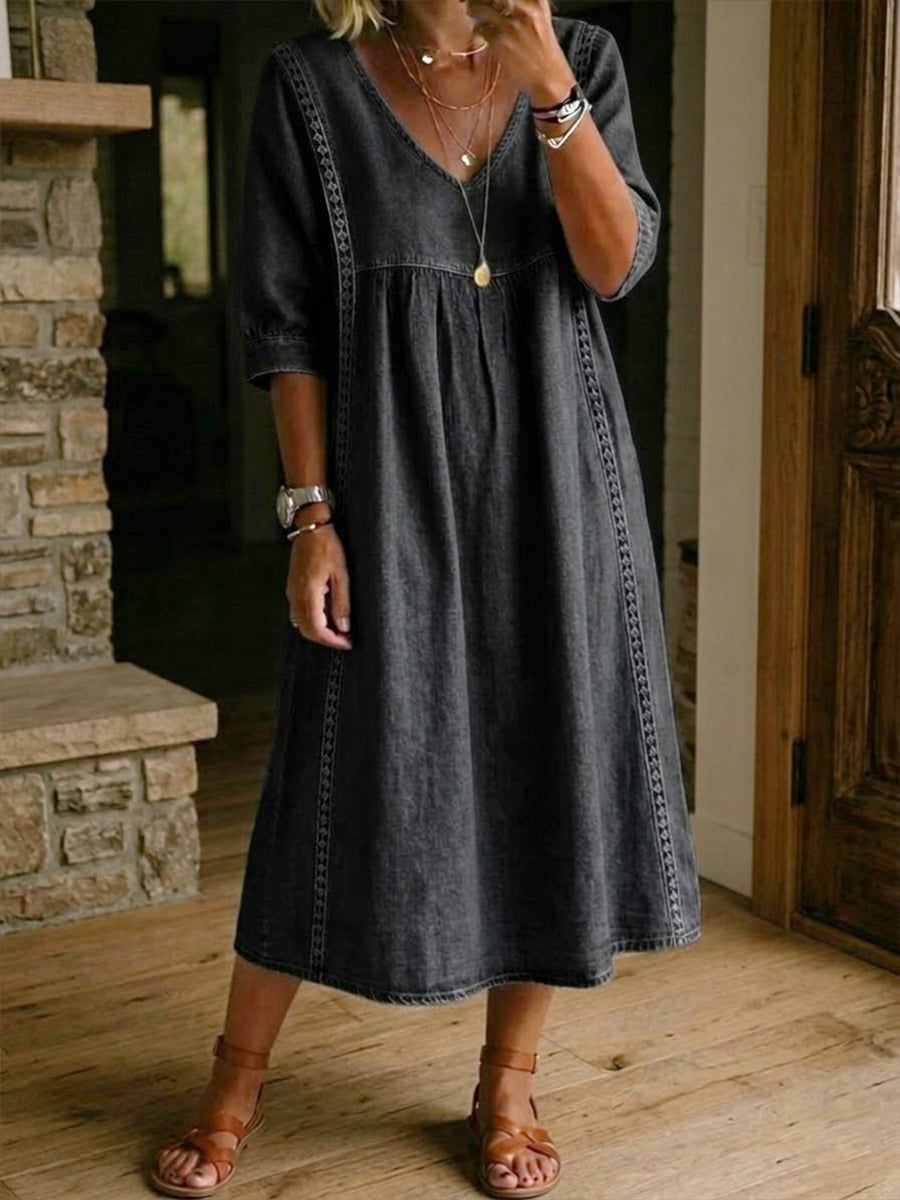 Women’s Vintage Denim Look Dress with Lace Trim